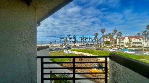 HUNTINGTON BEACH INN image 17